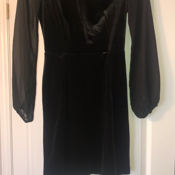 H&M Black Velvet & Sheer Bodycon Mini Dress🖤 - Picture 2 of 4